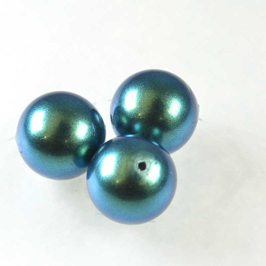 Preciosa (tm) Pearl - 6mm - Round - Pearlescent Peacock Green