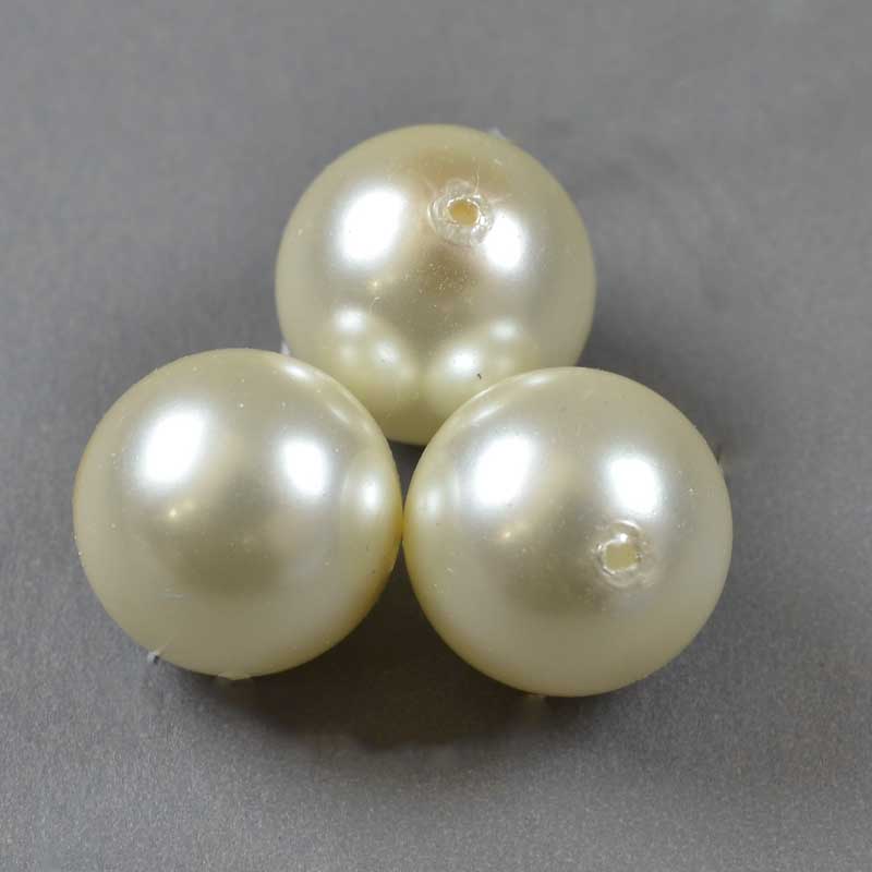 Preciosa (tm) Pearl - 8mm - Round - Light Cream Rose
