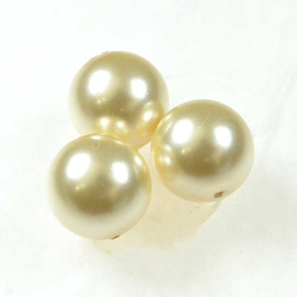 Preciosa (tm) Pearl - 12mm - Round - Creamrose