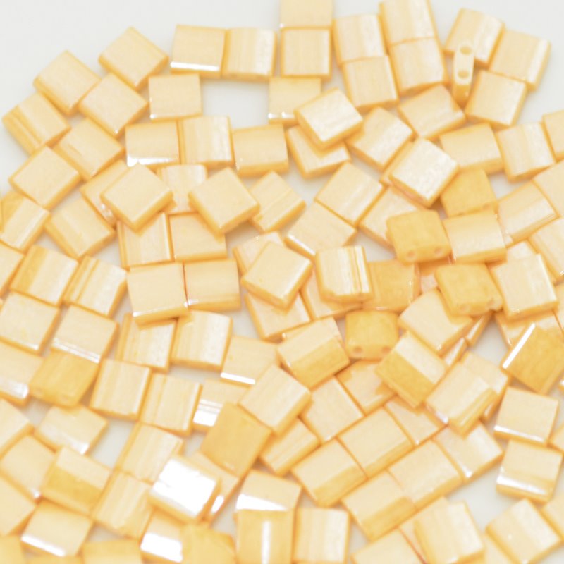 Miyuki -  Tila - Opaque Ceylon Light Caramel (5g)