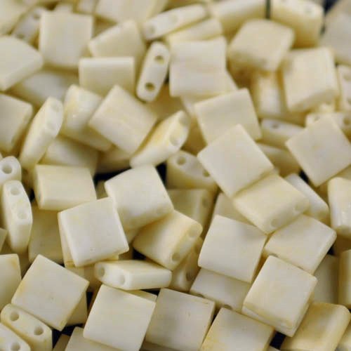 Miyuki -  Tila - Matte Antique Ivory (5g)