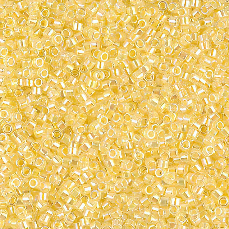 Delica Beads 11/0 - db0053b - Pale Yellow Lined 50g