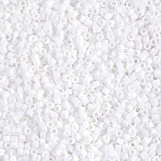 Delica 11/0 Beads - db0200 - Opaque Chalk White 5.2g