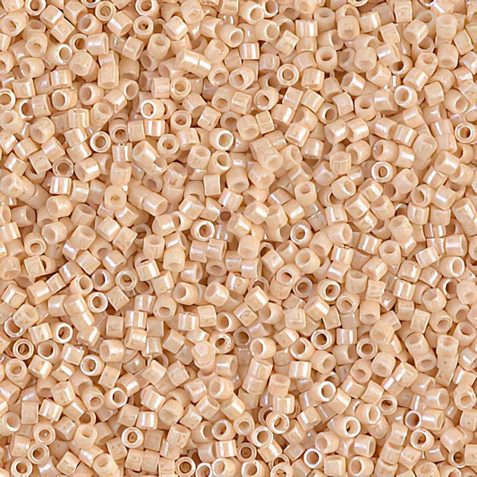 Delica 11/0 Beads - db0204 - Ceylon Light Beige 5.2g