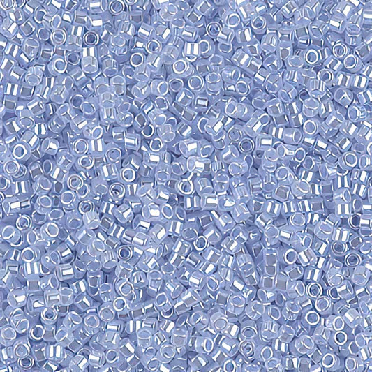 Delica Beads 11/0 - db0257b - Lined Crystal/Light Sapphire 50g