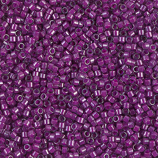Delica Beads 11/0 - db0281b - Lined Pale Blue/Magenta Lustre 50g