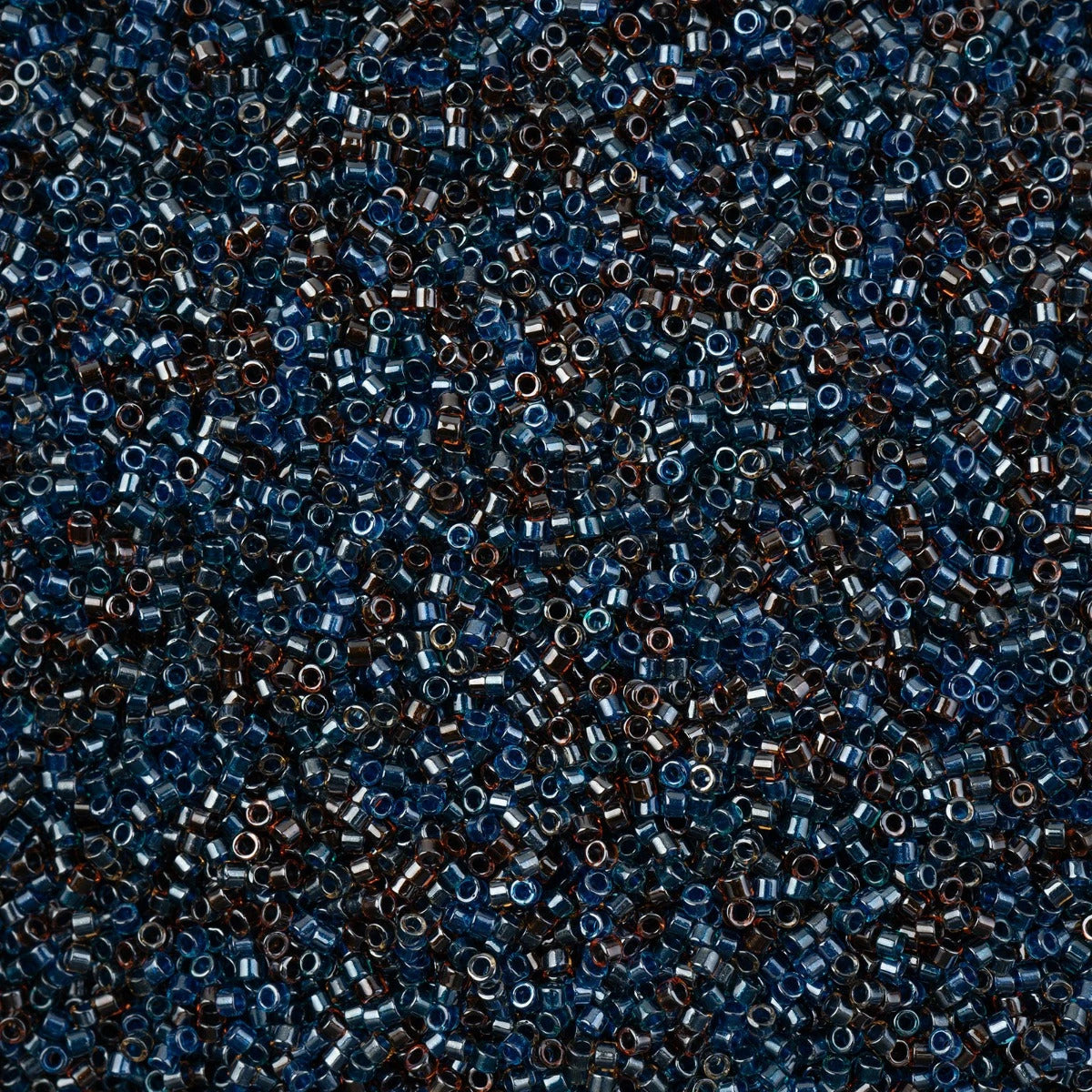 Delica Beads 11/0 - db0992b - Sparkling Sapphire Colour Lined Mix 50g