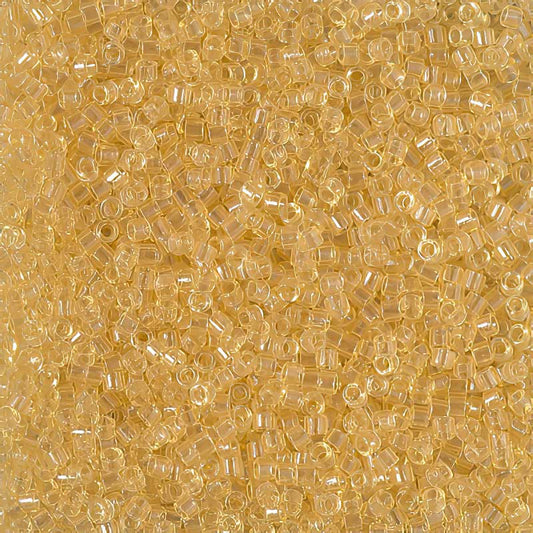 Delica 11/0 Beads - db1112 - Transparent Crystal Ivory 5.2g