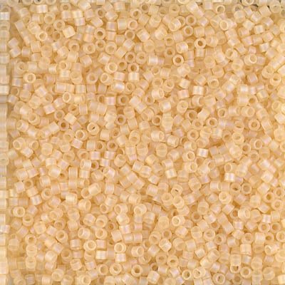 Delica 11/0 Beads - db1287 - Transparent Matte Crystal Ivory Luster 5.2g