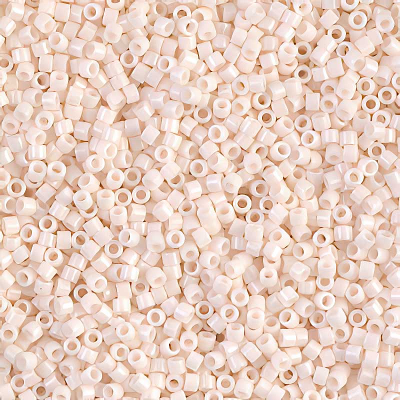 Delica Beads 11/0 - db1490b250 - Opaque Cream Bisque 250g