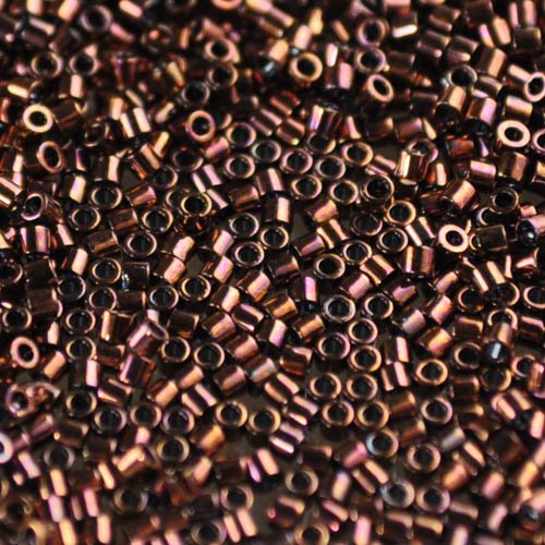 Delica Beads 15/0 - db15-0012b - Raspberry Metallic 50g