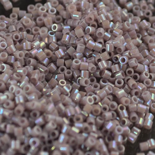 Delica Beads 15/0 - db15-0158b - Lilac Opaque AB 50g