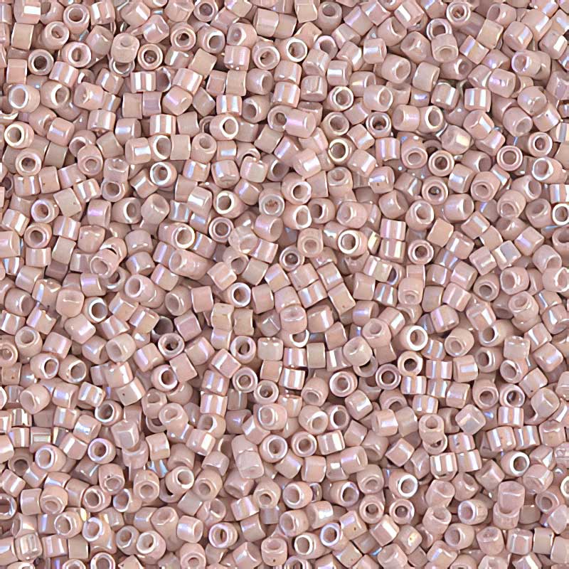 Delica 11/0 Beads - db1505 - Opaque Pink Champagne AB 5.2g