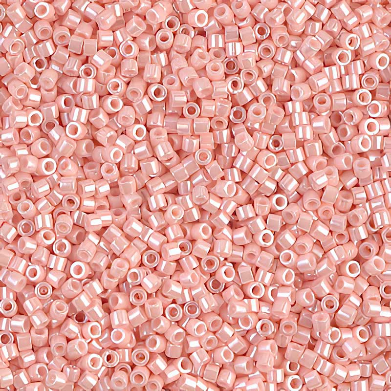 Delica Beads 11/0 - db1533b - Opaque Light Salmon Ceylon 50g