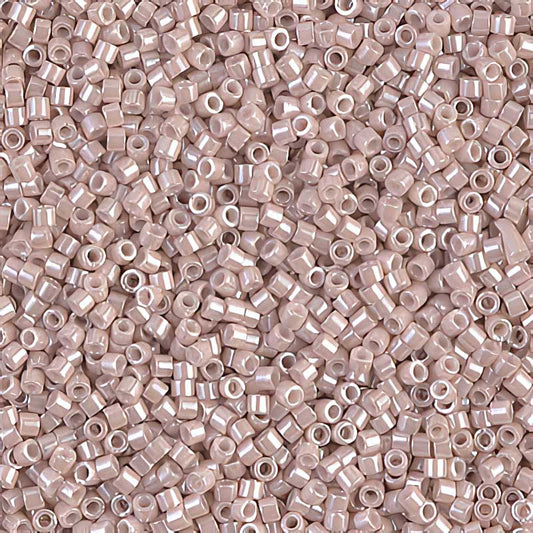 Delica Beads 11/0 - db1535b - Opaque Pink Champagne Ceylon 50g