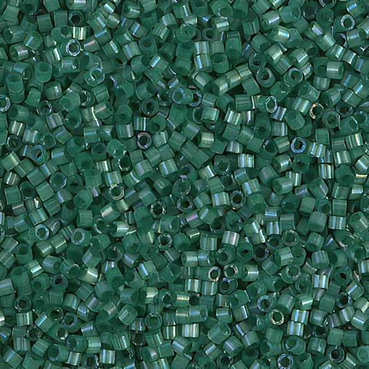 Delica 11/0 Beads - db1814 - Dyed Emerald Silk Satin 5g
