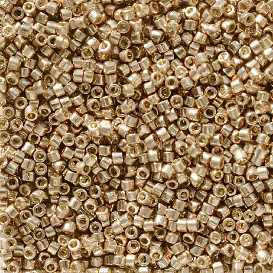 Delica Beads 11/0 - db2504b - Galvanized Light Champagne [Duracoat] 50g