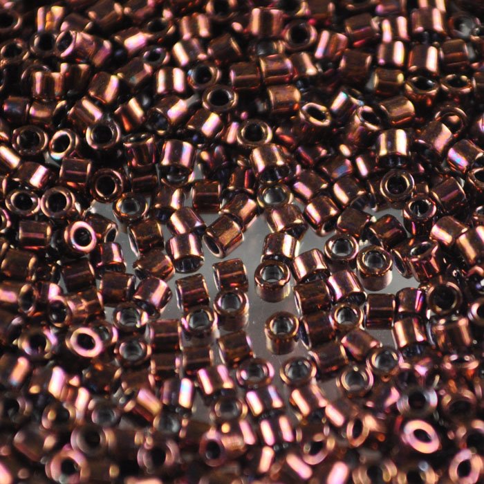 Delica 10/0 Beads - dbm0012 - Metallic Raspberry 7.2g