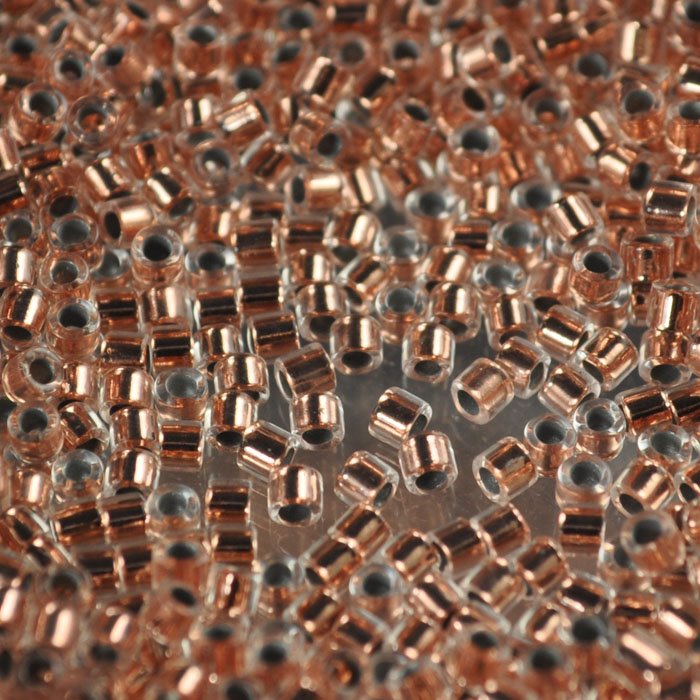 Delica Beads 10/0 - dbm0037b - Crystal Copper-Lined 50g