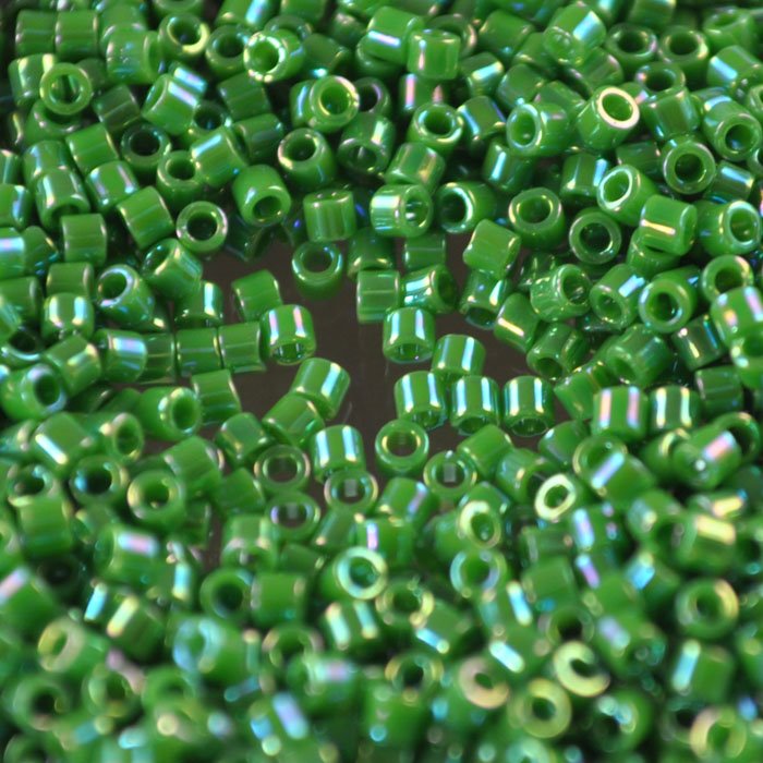 Delica Beads 10/0 - dbm0163b - Opaque Green AB 50g