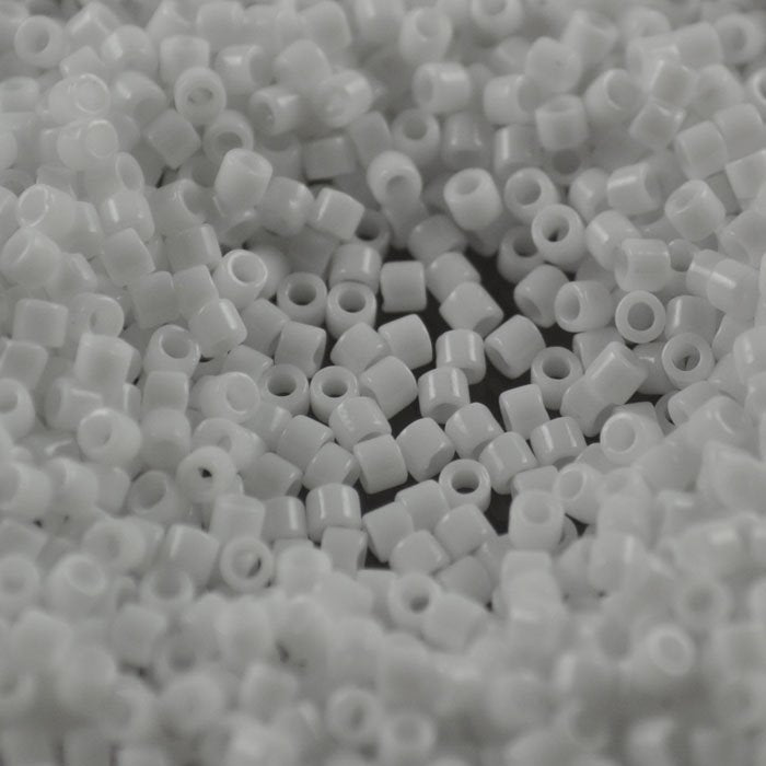 Delica 10/0 Beads - dbm0200 - Chalk White Opaque 5.2g