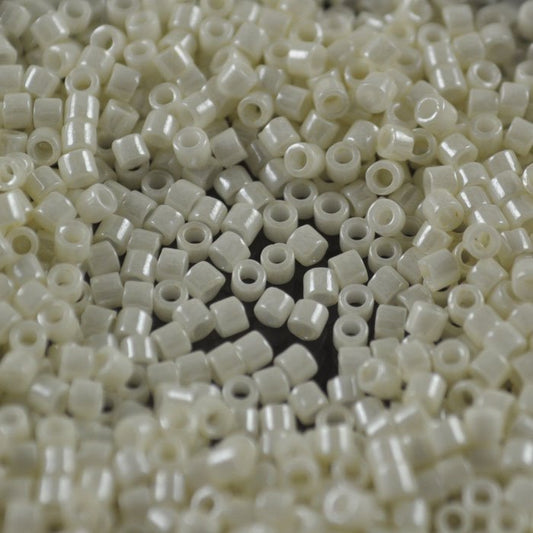 Delica 10/0 Beads - dbm0203 - Cream Ceylon 7.2g