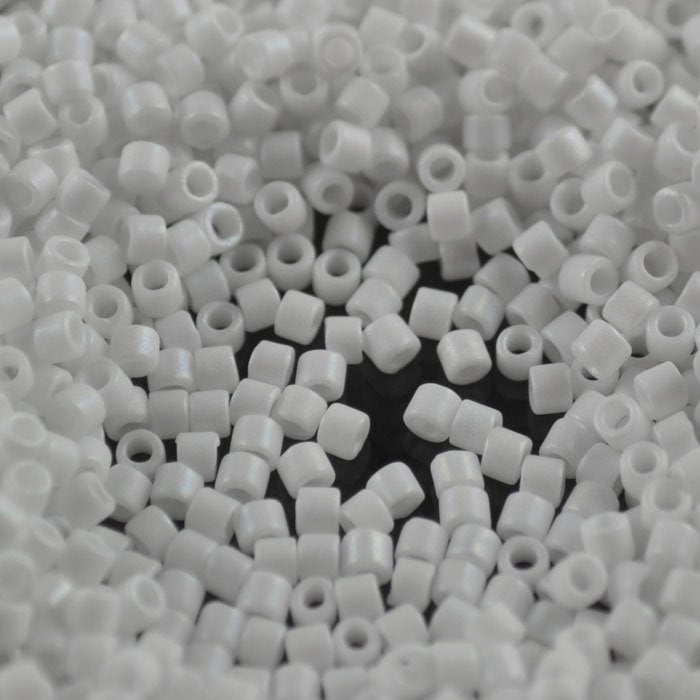 Delica 10/0 Beads - dbm0351 - Matte White 7.2g