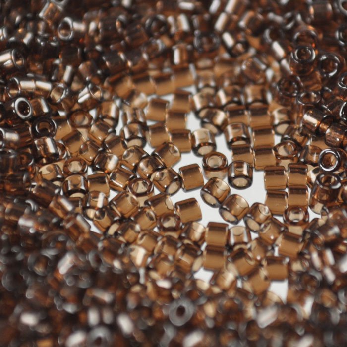 Delica 10/0 Beads - dbm0715 - Transparent Root Beer 7.2g