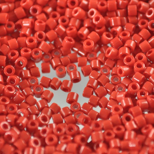 Delica Beads 10/0 - dbm0723b - Opaque Red 50g
