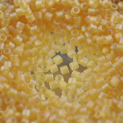 Delica 10/0 Beads - dbm0852 - Matte Transparent Light Topaz AB 7.2g