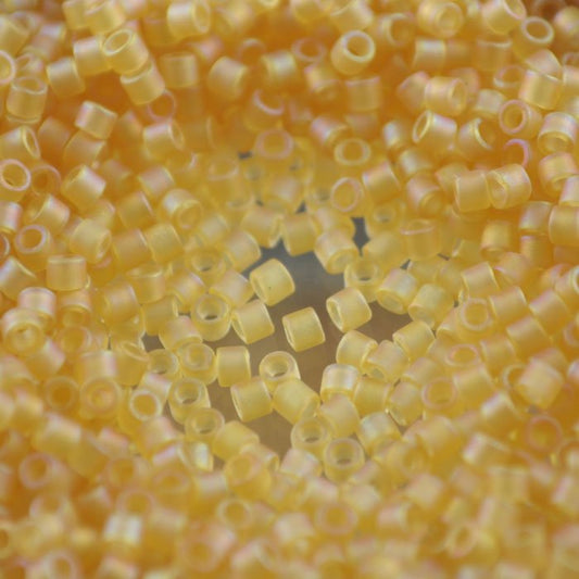 Delica 10/0 Beads - dbm0852 - Matte Transparent Light Topaz AB 7.2g