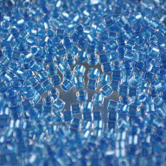 Delica 10/0 Beads - dbm0905 - Sparkle Blue Lined Crystal 7.2g