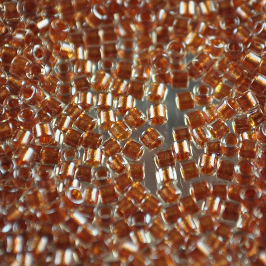 Delica 10/0 Beads - dbm0915 - Sparkle Ginger Lined Crystal 7.2g
