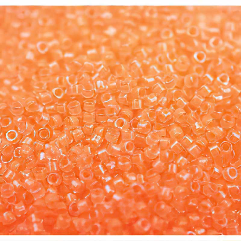Delica 10/0 Beads - dbm2033 - Luminous Creamsicle 7.2g