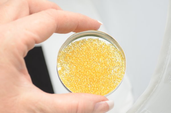 Miyuki Seed Beads 11/0 - mb11-0132 - Transparent Light Topaz 10g