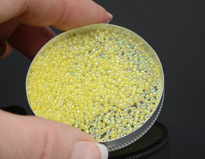Miyuki Seed Beads 11/0 - mb11-0273 - Light Yellow Lined Crystal AB 22g