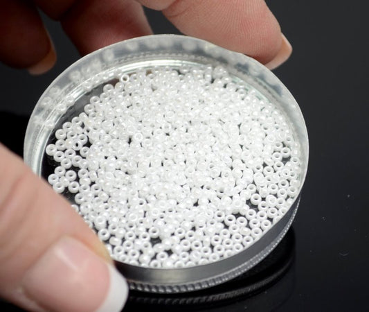 Miyuki Seed Beads 11/0 - mb11-0420 - Opaque White Pearl Ceylon 22g