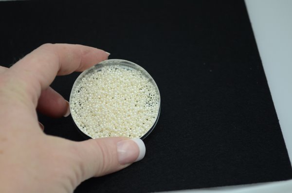 Miyuki Seed Beads 11/0 - mb11-0592 - Antique Ivory Pearl Ceylon 22g