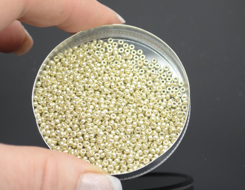 Miyuki Seed Beads 11/0 - mb11-4201 - Galvanized Silver [Duracoat] 10g