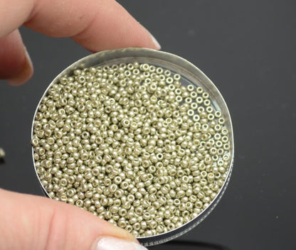 Miyuki Seed Beads 11/0 - mb11-4221 - Galvanized Light Pewter [Duracoat] 10g