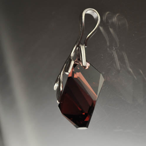 Pinch Bail - Leafy Vine - Side Drilled Bail - Sterling