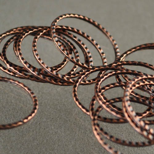 Link - 22mm Corrugated Circle Ring - Antiqued Copper