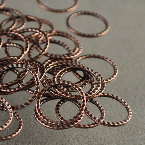 Link - 16mm Corrugated Circle Ring - Antiqued Copper