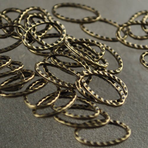 Link - 10x15mm Corrugated Oval Ring - Antiqued Brass