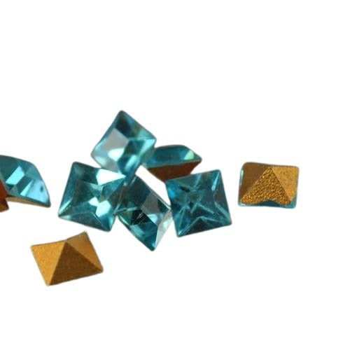Swarovski Vintage Rhinestones - 5.2mm Faceted Square Pointed Back Foiled Rhinest