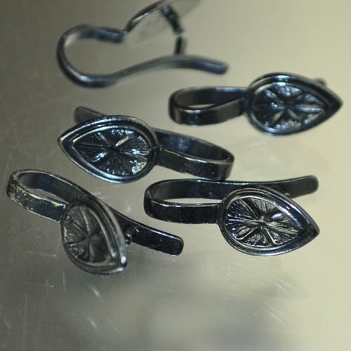 Pinch Bail -  Shining Star - Black