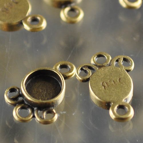 Findings - Link - 3:1 - Cup Connector - Antiqued Brass