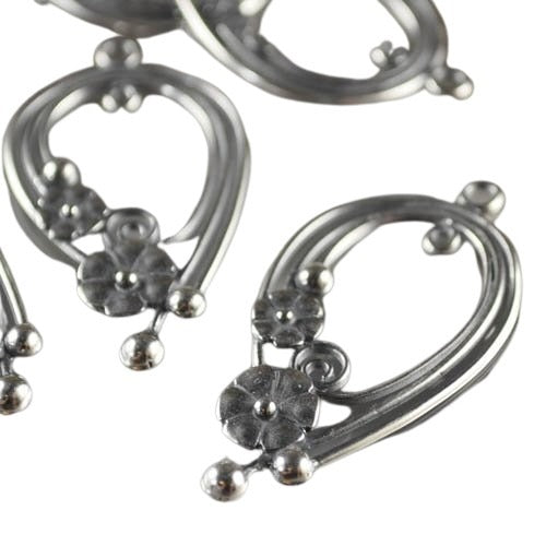 Double Nosy Posy-Oval Ant Silver each