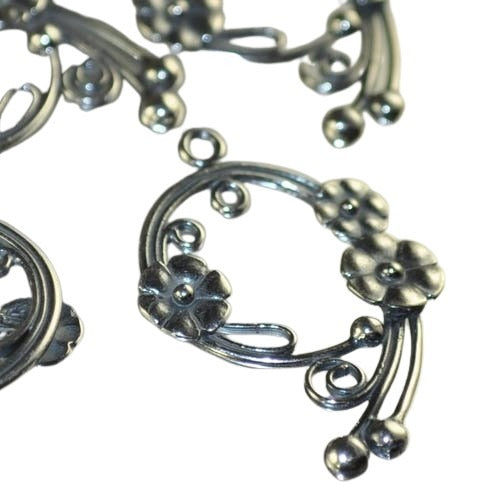 TriNosyPosy Circle Drape   Ant Silver Each