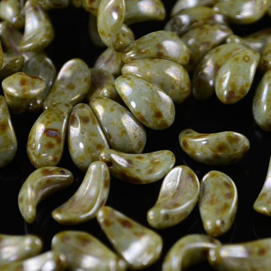 Glass Bead Curved Petal - 7x12mm - Green Lustre (10)